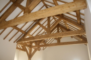 Oak framed truss and post set
