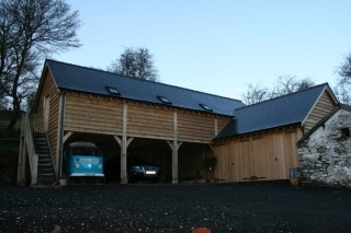 Large oak framed garage with first floor